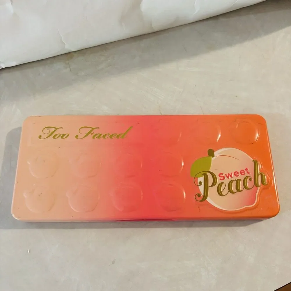 Too Faced Sweet Peach Eyeshadow Palette Pressed Powder Matte/Shimmer Peach Scent